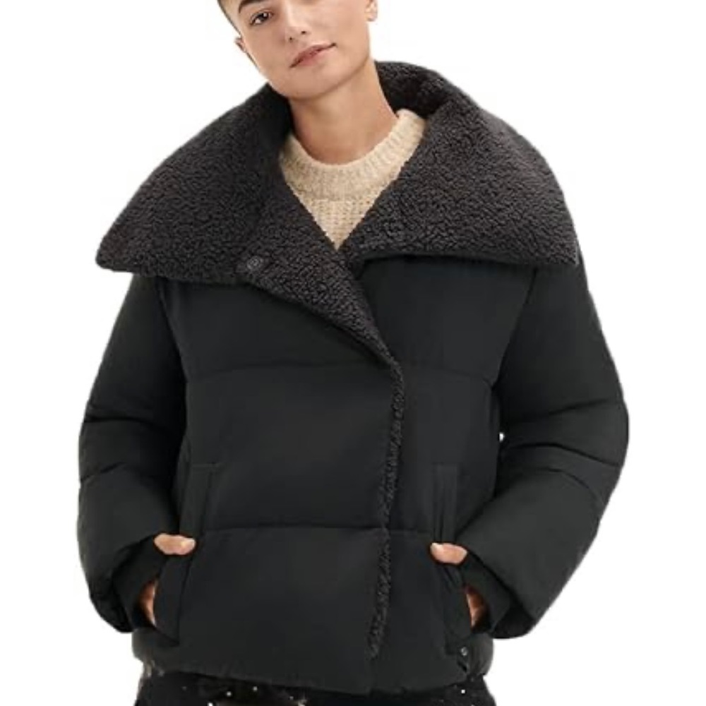 Women’s UGG Jacket size medium